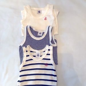 *LIKE NEW* Petit bateau sleeveless bodysuit - 9M